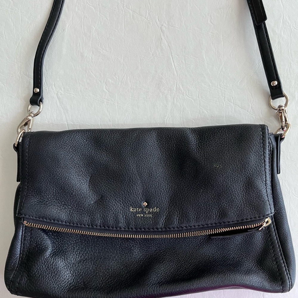 Kate Spade Elegant Black Crossbody Bag